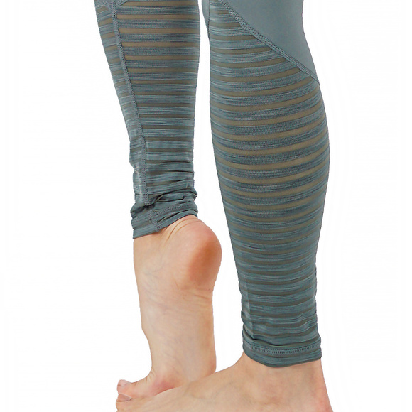 Yoga leggings full lenght with burnout mesh - Picture 2 of 4